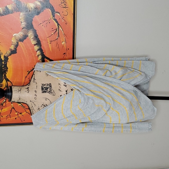 lululemon athletica Sweaters - Lululemon Twist & Wrap in Pop Stripe Heathered Light Gray/Bananarama FLAWED